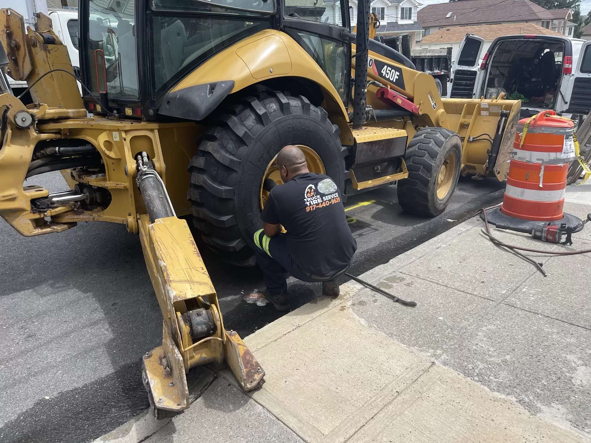 construction machine tire service